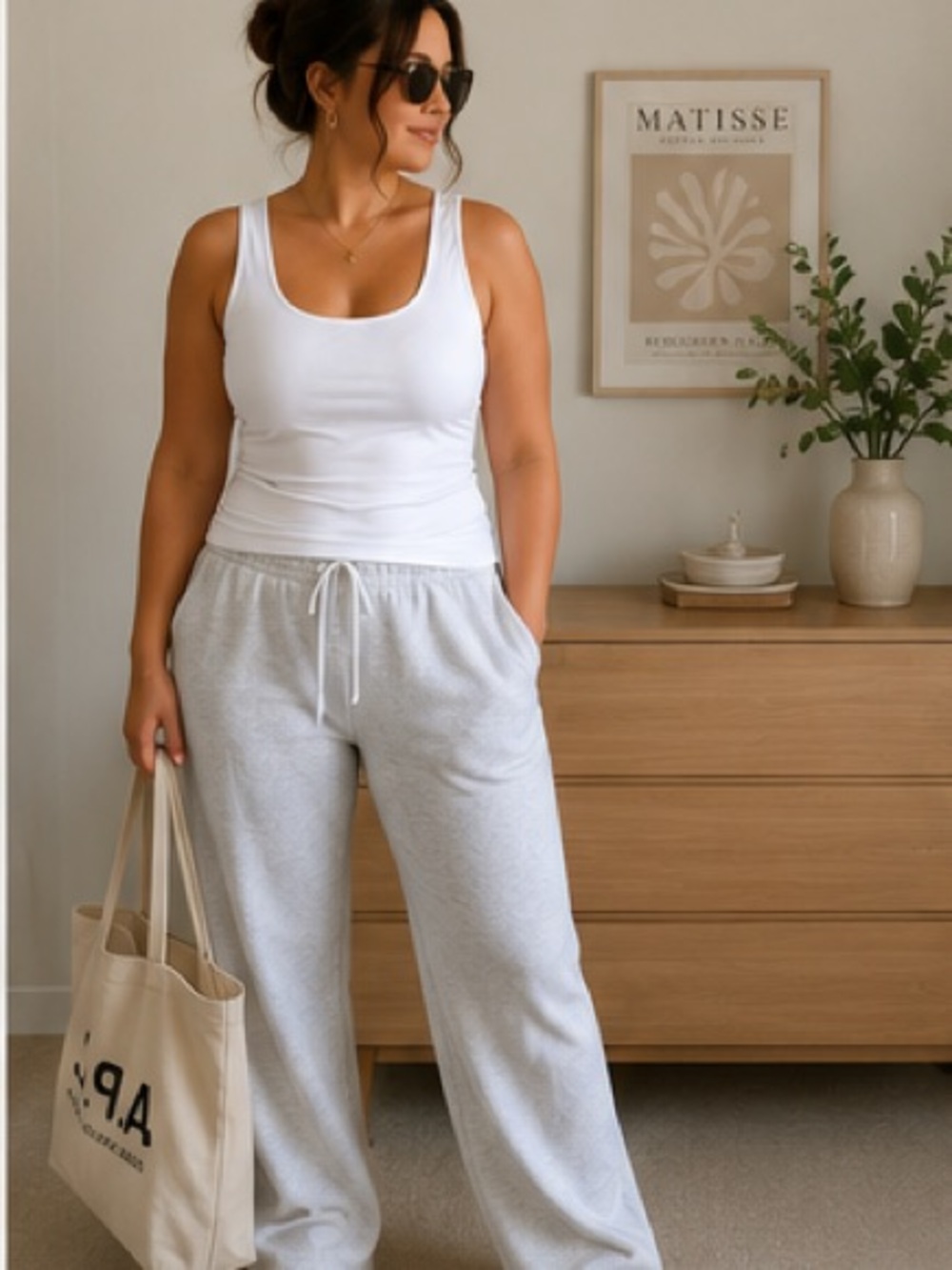 Classic White Scoop Neck Tank Top - Women's Essential